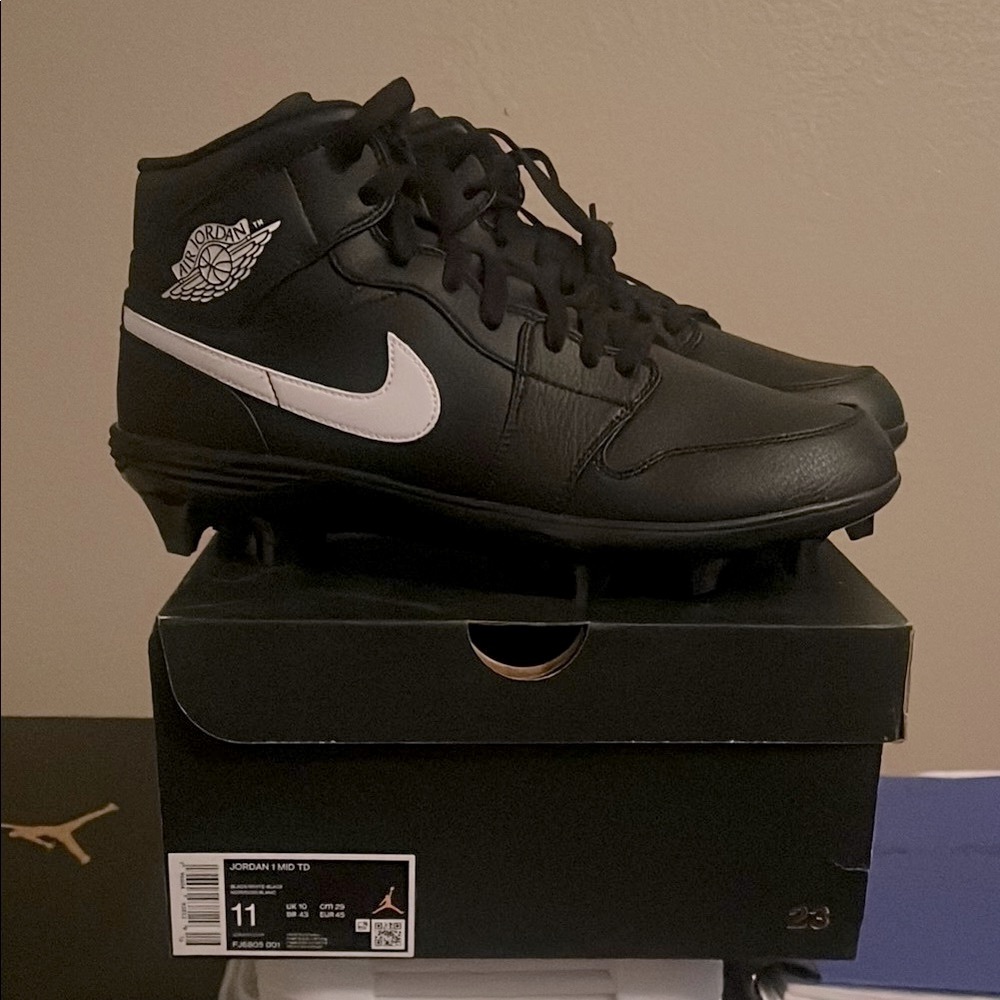 Nike Jordan 1 Mid TD Black Football Cleats NEW!! Size 11